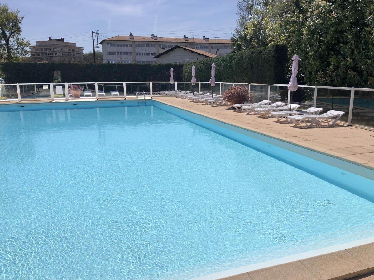 Studio Au Calme Avec Piscine, Face Golf, Parking Gratuit, Tout A Pied A 10Mn Centre Ville Ciboure Dış mekan fotoğraf